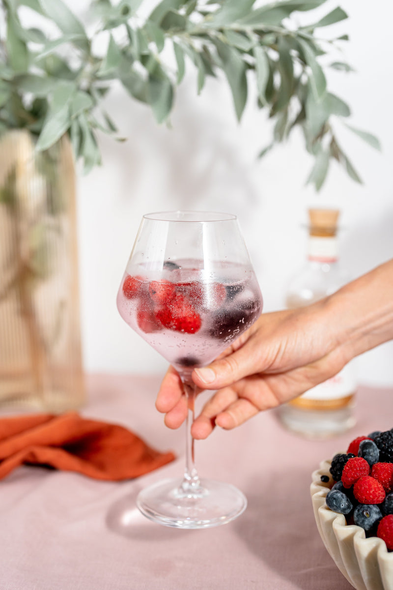 Feels Botanical Rouse & Soda Cocktail